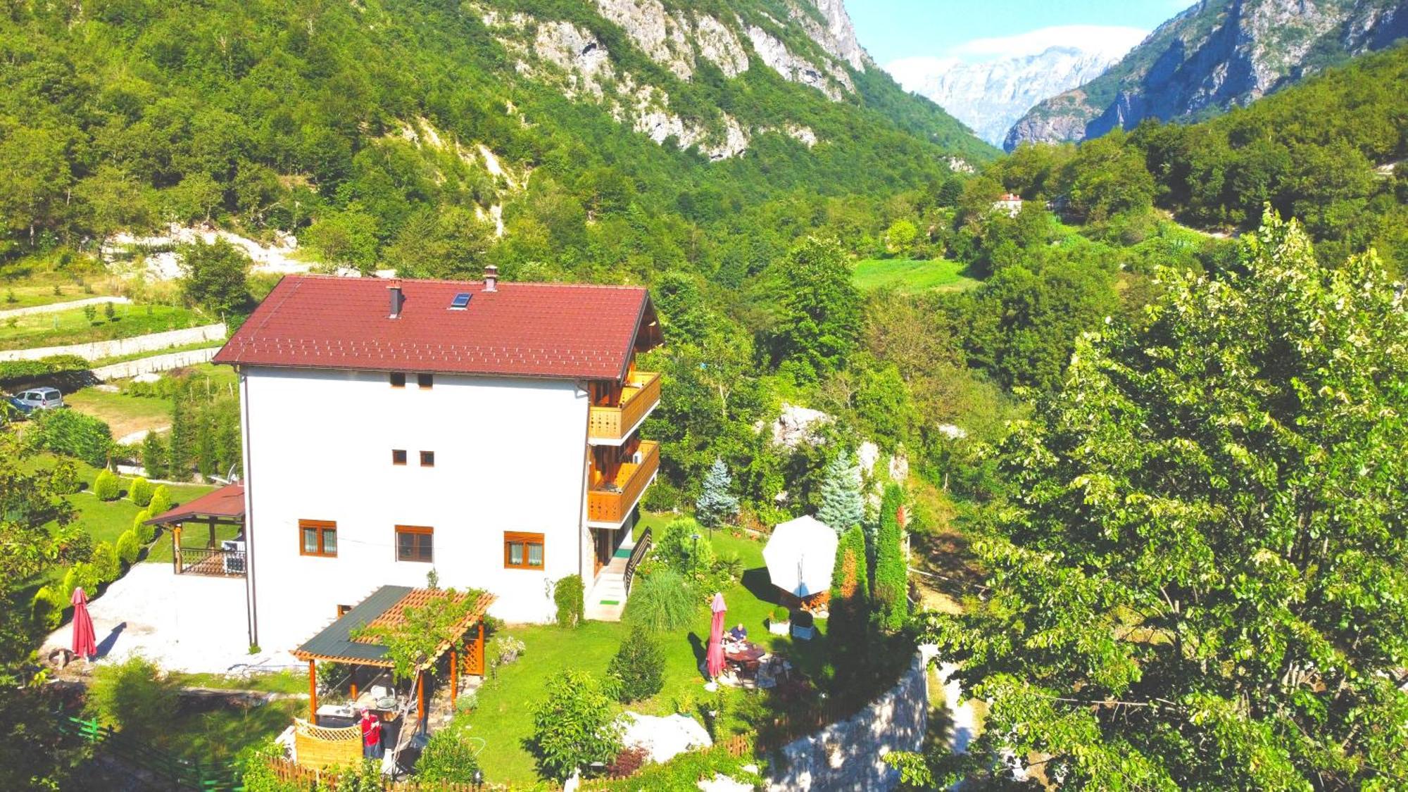 Vila Alexander B&B Valbone Exteriér fotografie