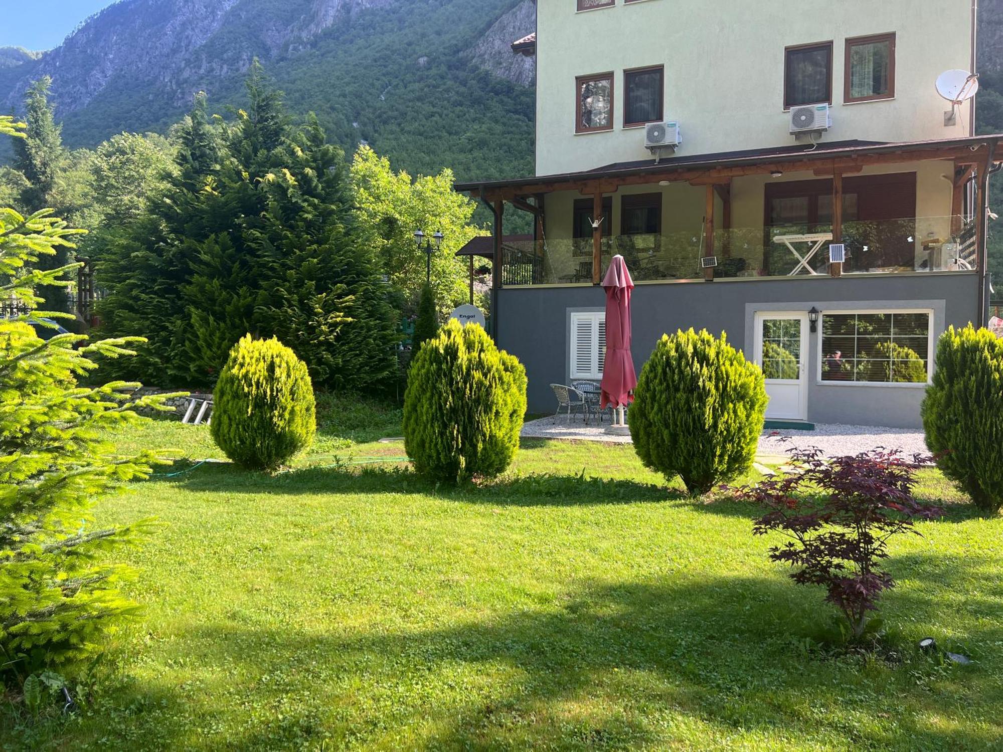 Vila Alexander B&B Valbone Exteriér fotografie